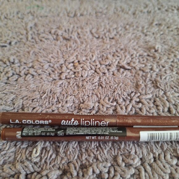 2 PK L.A. Colors Auto Lip Liner Shea Butter Enriched COCOA Brown CAL568A - Picture 5 of 5